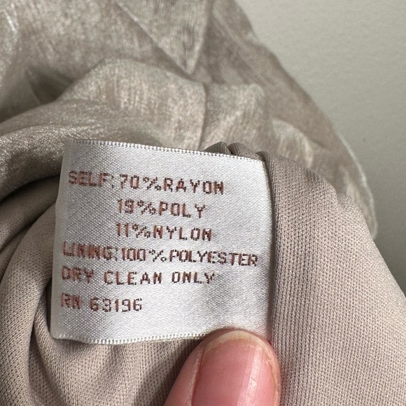 Fancy suzi chin by maggie boutique size 10 scrunch metallic party dress - Picture 7 of 11